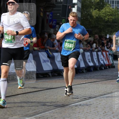 13.09.2026 - 21. swb-Marathon Bremen Strokosch-Dieckow http://msf.ph/oto/10328380 13.09.2026 13:13:25 Ziel 313, 621, 868, 987, 1207, 2498, 2559, 2801, 2858, 3625, 4582, 5345, 5379, 5769, 5965, 6349, 7874, 8291, 8419, 8464, 8798, 9092, 9217, 13140, 779, 2401, 2767, 2882, 6407, 7493, 8477, 8568, 8840, 8963, 9442, 13099 meine-sportfotos.de