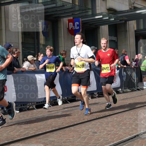 13.09.2026 - 21. swb-Marathon Bremen Strokosch-Dieckow http://msf.ph/oto/10328382 13.09.2026 11:01:54 Ziel 10153, 10154, 10173, 10257, 10273, 10274, 10278, 10331, 10338, 10439, 10473, 10500, 10617, 10636, 10738, 10803, 10885, 10915, 10924, 10943, 11249, 11436, 11505, 11576, 11811, 11853, 11886, 12016, 12042, 12094, 12134, 12135, 12145, 12360, 12437, 12506, 10251, 10257, 10332, 10409, 10444, 10497, 10817, 11075, 11115, 11150, 11268, 11305, 11369, 11412, 11413, 11436, 11479, 11486, 11668, 11747, 11859, 11985, 11986, 12095, 12379, 12412, 12466 meine-sportfotos.de