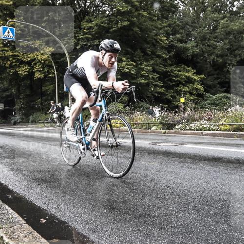 13.09.2026 - Stadtparktriathlon H.Heesch http://msf.ph/oto/10328424 13.09.2026 12:00:02 Radfahren 834, 975, 983, 1011 meine-sportfotos.de