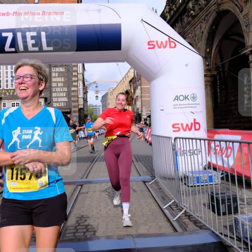 13.09.2026 - 21. swb-Marathon Bremen Tim E. http://msf.ph/oto/10328452 13.09.2026 11:02:31 Ziel 10153, 10154, 10173, 10273, 10274, 10278, 10331, 10338, 10439, 10473, 10500, 10636, 10738, 10803, 10885, 10915, 10943, 11249, 11505, 11576, 11811, 11853, 11886, 12016, 12042, 12094, 12134, 12135, 12437, 12506 meine-sportfotos.de