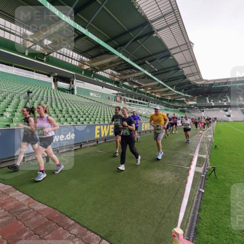 13.09.2026 - 21. swb-Marathon Bremen Michael Burmester http://msf.ph/oto/10328484 13.09.2026 13:34:20 Laufen im Stadion 155, 170, 193, 368, 428, 594, 679, 709, 765, 916, 1001, 1026, 1048, 1051, 1098, 1280, 1321, 1396, 1444, 1553, 1557, 1560, 1591, 1592, 1607, 1661, 1703, 1760, 1772, 1784, 1827, 1992, 1996, 2077, 2132, 2226, 2335, 2338, 2399, 2400, 2451, 2479, 2511, 2515, 2543, 2630, 2641, 2718, 2735, 2757, 2787, 2791, 2982, 3179, 3191, 3345, 3443, 3503, 3547, 3577, 3601, 3614, 3660, 3708, 3709, 3720, 3797, 3875, 3904, 3911, 3914, 3952, 4001, 4014, 4500, 4546, 4561, 5151 meine-sportfotos.de