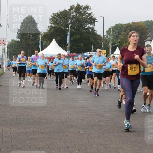 13.09.2026 - Kiel Lauf Andreas Tolksdorf http://msf.ph/oto/10328503 13.09.2026 09:29:35 Kiellinie 86, 1373, 6825, 1141, 2731, 105, 5731, 4479 meine-sportfotos.de