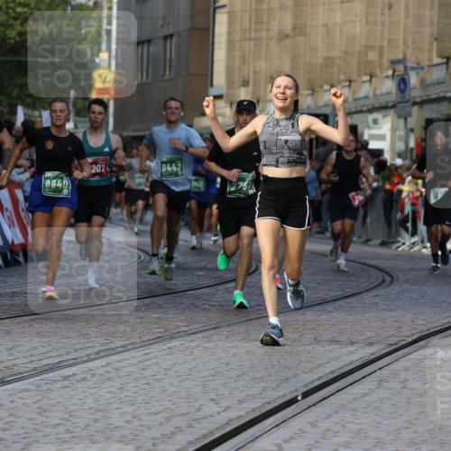 13.09.2026 - 21. swb-Marathon Bremen Strokosch-Dieckow http://msf.ph/oto/10328531 13.09.2026 13:13:29 Ziel 280, 313, 621, 868, 987, 1207, 2498, 2559, 2858, 2962, 3566, 3625, 4582, 5345, 5769, 6038, 6349, 6394, 7874, 8197, 8291, 8419, 8464, 9092, 9217, 2401, 2767, 2882, 3413, 7493, 7707, 8840, 9442, 13099 meine-sportfotos.de