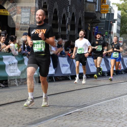 13.09.2026 - 21. swb-Marathon Bremen Strokosch-Dieckow http://msf.ph/oto/10328546 13.09.2026 13:13:30 Ziel 280, 313, 621, 868, 987, 1207, 2498, 2559, 2962, 3566, 3625, 4582, 5345, 5769, 6038, 6349, 6394, 7874, 8197, 8291, 8419, 8464, 9092, 9217, 2401, 2767, 3413, 7493, 7707, 8840, 9442, 9884, 13099 meine-sportfotos.de