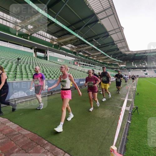 13.09.2026 - 21. swb-Marathon Bremen Michael Burmester http://msf.ph/oto/10328561 13.09.2026 13:34:30 Laufen im Stadion 155, 170, 193, 368, 428, 462, 496, 594, 679, 709, 765, 916, 1001, 1026, 1048, 1051, 1098, 1280, 1321, 1396, 1444, 1553, 1557, 1560, 1607, 1661, 1703, 1760, 1772, 1784, 1827, 1965, 1992, 1996, 2077, 2132, 2226, 2335, 2338, 2399, 2400, 2451, 2479, 2511, 2515, 2543, 2641, 2718, 2735, 2757, 2787, 2791, 2894, 2982, 3179, 3191, 3345, 3406, 3443, 3503, 3547, 3577, 3614, 3660, 3708, 3709, 3720, 3797, 3875, 3904, 3911, 3914, 3952, 4001, 4014, 4500, 4546, 4561, 5151 meine-sportfotos.de