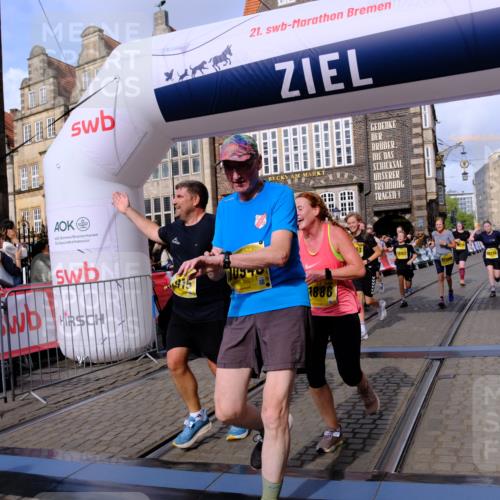 13.09.2026 - 21. swb-Marathon Bremen Tim E. http://msf.ph/oto/10328580 13.09.2026 11:02:36 Ziel 10153, 10154, 10173, 10273, 10274, 10278, 10331, 10338, 10439, 10473, 10636, 10738, 10885, 10915, 10943, 11249, 11505, 11576, 11811, 11853, 11886, 12042, 12094, 12134, 12135, 12437 meine-sportfotos.de