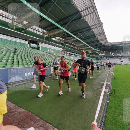 13.09.2026 - 21. swb-Marathon Bremen Michael Burmester http://msf.ph/oto/10328581 13.09.2026 13:34:33 Laufen im Stadion 155, 170, 193, 368, 428, 462, 496, 594, 679, 709, 765, 916, 1001, 1026, 1048, 1051, 1098, 1280, 1321, 1396, 1444, 1553, 1557, 1560, 1607, 1661, 1703, 1760, 1772, 1784, 1827, 1965, 1992, 1996, 2077, 2132, 2226, 2335, 2338, 2399, 2400, 2451, 2479, 2511, 2515, 2543, 2641, 2650, 2718, 2735, 2757, 2787, 2791, 2894, 2982, 3179, 3191, 3345, 3406, 3443, 3503, 3547, 3577, 3614, 3660, 3708, 3709, 3720, 3797, 3875, 3904, 3911, 3914, 3952, 4001, 4014, 4500, 4546, 4561, 5151 meine-sportfotos.de