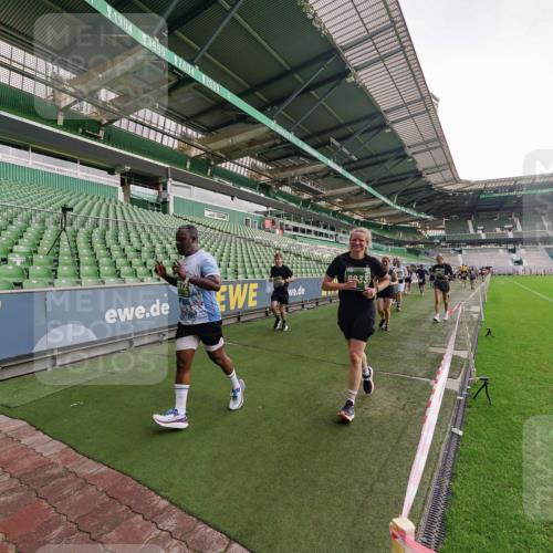 13.09.2026 - 21. swb-Marathon Bremen Michael Burmester http://msf.ph/oto/10328631 13.09.2026 13:34:38 Laufen im Stadion 155, 170, 193, 368, 428, 462, 496, 594, 679, 709, 765, 916, 1001, 1026, 1048, 1051, 1098, 1280, 1321, 1396, 1444, 1553, 1557, 1560, 1607, 1661, 1703, 1760, 1772, 1784, 1827, 1965, 1974, 1992, 1996, 2132, 2226, 2335, 2338, 2399, 2400, 2451, 2479, 2511, 2515, 2543, 2641, 2650, 2718, 2735, 2757, 2787, 2791, 2894, 2982, 3090, 3179, 3191, 3345, 3406, 3443, 3503, 3547, 3577, 3614, 3660, 3708, 3709, 3720, 3797, 3875, 3904, 3911, 3914, 3952, 4001, 4014, 4500, 4546, 4561, 4967, 5151 meine-sportfotos.de