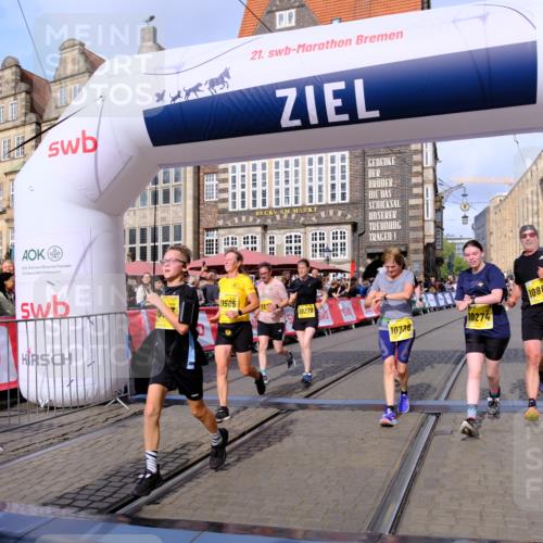 13.09.2026 - 21. swb-Marathon Bremen Tim E. http://msf.ph/oto/10328660 13.09.2026 11:02:38 Ziel 10153, 10154, 10173, 10273, 10274, 10278, 10331, 10338, 10439, 10636, 10738, 10885, 10915, 10943, 11137, 11249, 11505, 11576, 11811, 11853, 11886, 11890, 12042, 12094, 12134, 12135, 12169, 12437 meine-sportfotos.de