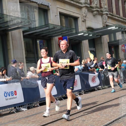 13.09.2026 - 21. swb-Marathon Bremen Strokosch-Dieckow http://msf.ph/oto/10328700 13.09.2026 11:01:59 Ziel 10153, 10154, 10173, 10273, 10274, 10278, 10331, 10338, 10439, 10473, 10500, 10636, 10738, 10803, 10885, 10915, 10943, 11249, 11505, 11576, 11811, 11853, 11886, 12016, 12042, 12094, 12134, 12135, 12169, 12437, 10257, 10332, 10409, 10444, 10500, 10617, 10803, 10817, 10924, 11075, 11115, 11150, 11268, 11305, 11369, 11412, 11413, 11436, 11479, 11486, 11668, 11747, 11859, 11985, 11986, 12016, 12095, 12145, 12360, 12379, 12412, 12466, 12506 meine-sportfotos.de