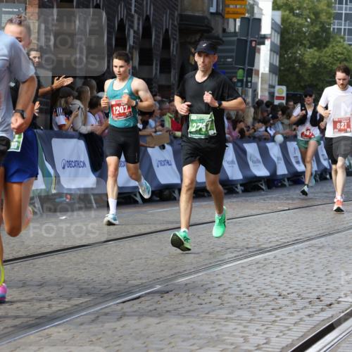 13.09.2026 - 21. swb-Marathon Bremen Strokosch-Dieckow http://msf.ph/oto/10328726 13.09.2026 13:13:34 Ziel 280, 313, 621, 987, 1207, 2130, 2498, 2962, 3566, 3625, 4582, 5345, 5769, 6038, 6394, 7874, 8197, 8291, 8464, 9092, 1704, 1937, 2767, 3413, 6451, 7707, 9884, 13099 meine-sportfotos.de