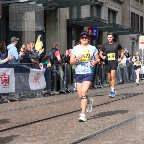 13.09.2026 - 21. swb-Marathon Bremen Strokosch-Dieckow http://msf.ph/oto/10328767 13.09.2026 11:02:01 Ziel 10153, 10154, 10173, 10273, 10274, 10278, 10331, 10338, 10439, 10473, 10636, 10738, 10885, 10915, 10943, 11137, 11249, 11505, 11526, 11576, 11811, 11853, 11886, 11890, 12042, 12094, 12134, 12135, 12169, 12437, 10257, 10332, 10409, 10444, 10500, 10617, 10803, 10817, 10924, 11075, 11115, 11150, 11268, 11369, 11412, 11413, 11436, 11479, 11486, 11668, 11747, 11859, 11985, 11986, 12016, 12095, 12145, 12360, 12379, 12412, 12466, 12506 meine-sportfotos.de