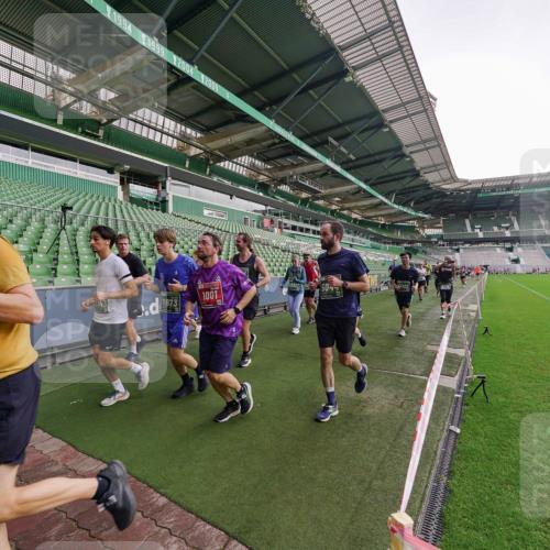 13.09.2026 - 21. swb-Marathon Bremen Michael Burmester http://msf.ph/oto/10328820 13.09.2026 13:34:59 Laufen im Stadion 170, 193, 368, 428, 462, 496, 657, 679, 709, 916, 1026, 1048, 1098, 1280, 1321, 1396, 1444, 1553, 1557, 1560, 1607, 1661, 1703, 1726, 1760, 1772, 1784, 1827, 1965, 1974, 1977, 1992, 1996, 2335, 2338, 2451, 2479, 2511, 2515, 2543, 2578, 2641, 2650, 2735, 2757, 2787, 2789, 2791, 2894, 3090, 3179, 3191, 3345, 3406, 3443, 3472, 3503, 3547, 3555, 3577, 3660, 3708, 3709, 3720, 3801, 3875, 3904, 3911, 3914, 3952, 4001, 4014, 4200, 4290, 4500, 4546, 4561, 4880, 4967, 5000, 5151, 5818 meine-sportfotos.de
