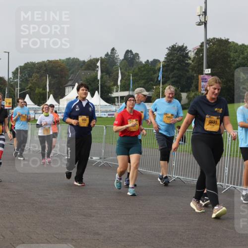 13.09.2026 - Kiel Lauf Andreas Tolksdorf http://msf.ph/oto/10328824 13.09.2026 09:30:02 Kiellinie 8890, 956, 7661, 4631, 442 meine-sportfotos.de