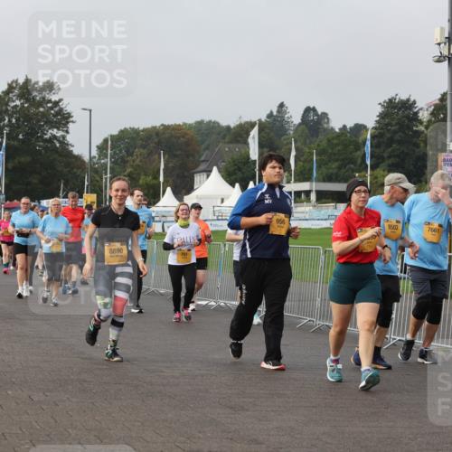13.09.2026 - Kiel Lauf Andreas Tolksdorf http://msf.ph/oto/10328833 13.09.2026 09:30:03 Kiellinie 1309, 8890, 761, 956, 11, 11, 8502, 7661, 4631 meine-sportfotos.de
