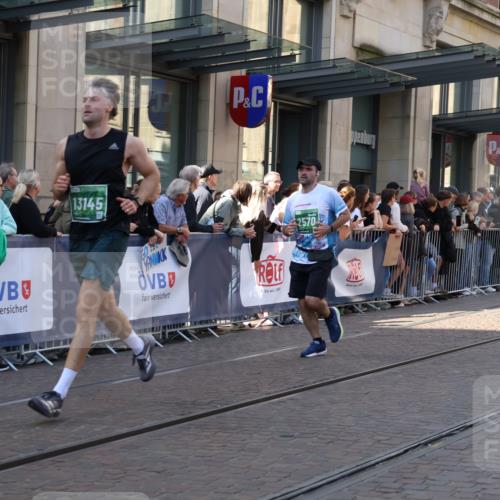 13.09.2026 - 21. swb-Marathon Bremen Strokosch-Dieckow http://msf.ph/oto/10328842 13.09.2026 13:21:22 Ziel 572, 1130, 1254, 2088, 2397, 2570, 2904, 3120, 3290, 3435, 3655, 3695, 3930, 3934, 4165, 4735, 5542, 6865, 6976, 7098, 7176, 8184, 8270, 8384, 8730, 8923, 8947, 9048, 9059, 9421, 9722, 10120, 13145, 226, 1191, 2979, 3202, 3450, 3534, 4234, 4362, 4445, 4484, 4519, 4734, 6357, 6862, 6970, 8237, 8323, 8408, 8791, 9267, 9268, 9514, 9722, 9900, 13120 meine-sportfotos.de