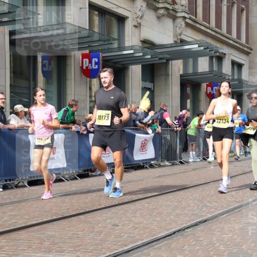 13.09.2026 - 21. swb-Marathon Bremen Strokosch-Dieckow http://msf.ph/oto/10328871 13.09.2026 11:02:04 Ziel 10153, 10154, 10173, 10273, 10274, 10278, 10331, 10338, 10439, 10636, 10738, 10885, 10915, 10943, 11137, 11249, 11505, 11508, 11526, 11554, 11576, 11811, 11853, 11886, 11890, 11945, 12042, 12094, 12134, 12135, 12169, 12252, 12437, 12489, 10257, 10409, 10444, 10473, 10500, 10617, 10803, 10817, 10924, 11115, 11268, 11369, 11412, 11413, 11436, 11479, 11486, 11859, 12016, 12095, 12145, 12360, 12379, 12412, 12466, 12506 meine-sportfotos.de