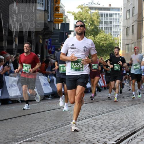 13.09.2026 - 21. swb-Marathon Bremen Strokosch-Dieckow http://msf.ph/oto/10328880 13.09.2026 13:25:12 Ziel 282, 972, 1264, 1516, 2280, 2761, 3015, 4113, 4198, 4262, 4277, 4507, 4973, 5664, 6079, 6360, 6544, 6626, 6807, 6943, 7409, 7854, 8853, 9152, 10103, 260, 1119, 1650, 1658, 2046, 3168, 3187, 4294, 4459, 6113, 6380, 7252, 7306, 7326, 8357, 8695, 8769, 9036, 9299, 9460, 9563, 13025 meine-sportfotos.de