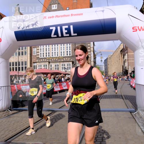 13.09.2026 - 21. swb-Marathon Bremen Tim E. http://msf.ph/oto/10328883 13.09.2026 11:02:47 Ziel 10153, 10154, 10273, 10274, 10278, 10338, 10738, 10885, 10915, 11137, 11261, 11505, 11508, 11526, 11554, 11662, 11853, 11886, 11890, 11945, 12169, 12252, 12429, 12489 meine-sportfotos.de