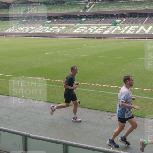 13.09.2026 - 21. swb-Marathon Bremen Michael Burmester http://msf.ph/oto/10328923 13.09.2026 12:59:19 Laufen im Stadion 141, 148, 191, 226, 232, 260, 342, 511, 672, 745, 789, 790, 972, 1080, 1119, 1166, 1191, 1199, 1209, 1281, 1493, 1494, 1516, 1642, 1647, 1931, 1933, 2088, 2210, 2289, 2343, 2367, 2397, 2425, 2481, 2517, 2570, 2577, 2686, 2771, 2806, 2807, 2827, 2885, 2899, 2914, 2953, 2961, 2979, 3015, 3021, 3098, 3120, 3124, 3138, 3148, 3186, 3190, 3233, 3273, 3338, 3435, 3516, 3531, 3534, 3560, 3652, 3655, 3695, 3861, 3930, 3933, 3934, 4120, 205 meine-sportfotos.de