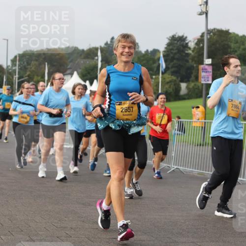 13.09.2026 - Kiel Lauf Andreas Tolksdorf http://msf.ph/oto/10328933 13.09.2026 09:30:08 Kiellinie 9446, 381, 2657, 13, 7864, 130 meine-sportfotos.de