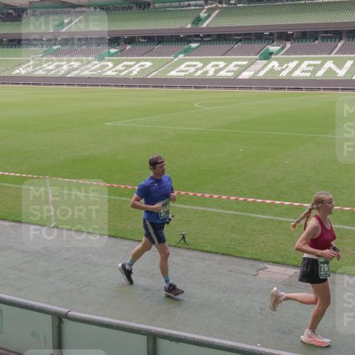 13.09.2026 - 21. swb-Marathon Bremen Michael Burmester http://msf.ph/oto/10328947 13.09.2026 12:59:21 Laufen im Stadion 135, 141, 148, 191, 226, 232, 260, 342, 511, 672, 745, 789, 790, 972, 1080, 1119, 1166, 1191, 1199, 1209, 1281, 1493, 1494, 1516, 1642, 1647, 1931, 1933, 2088, 2210, 2289, 2343, 2367, 2397, 2425, 2481, 2517, 2570, 2577, 2686, 2771, 2806, 2807, 2827, 2885, 2899, 2914, 2953, 2961, 2979, 3015, 3021, 3076, 3098, 3120, 3124, 3138, 3148, 3186, 3190, 3233, 3273, 3338, 3435, 3516, 3531, 3534, 3560, 3652, 3655, 3695, 3855, 3861, 3930, 3933, 3934, 4120, 205 meine-sportfotos.de