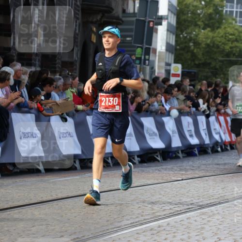 13.09.2026 - 21. swb-Marathon Bremen Strokosch-Dieckow http://msf.ph/oto/10328962 13.09.2026 13:13:44 Ziel 280, 779, 2130, 2360, 2401, 2882, 2962, 3566, 6038, 6394, 6407, 8197, 8464, 8477, 8568, 8840, 8963, 9442, 524, 670, 683, 1704, 1707, 1937, 2422, 3236, 5443, 6451, 7210, 7283, 9426, 9635, 9884 meine-sportfotos.de