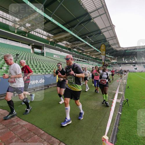 13.09.2026 - 21. swb-Marathon Bremen Michael Burmester http://msf.ph/oto/10328973 13.09.2026 13:35:19 Laufen im Stadion 170, 193, 368, 462, 496, 657, 679, 709, 916, 1026, 1048, 1280, 1321, 1396, 1432, 1444, 1553, 1560, 1607, 1703, 1726, 1772, 1784, 1827, 1965, 1974, 1977, 1992, 2335, 2338, 2451, 2511, 2578, 2641, 2650, 2688, 2735, 2789, 2791, 2894, 2933, 3090, 3179, 3191, 3345, 3406, 3472, 3547, 3555, 3588, 3660, 3708, 3709, 3720, 3801, 3904, 3914, 4014, 4200, 4290, 4500, 4546, 4561, 4880, 4967, 5000, 5151, 5332, 5818 meine-sportfotos.de