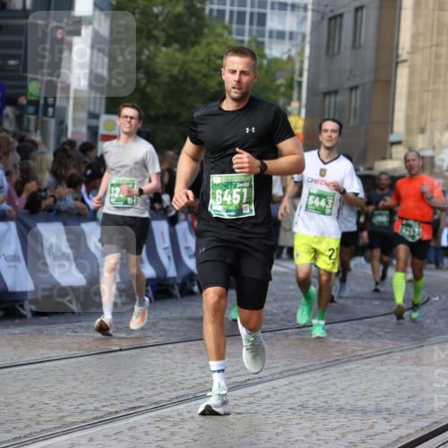 13.09.2026 - 21. swb-Marathon Bremen Strokosch-Dieckow http://msf.ph/oto/10329015 13.09.2026 13:13:45 Ziel 280, 779, 2130, 2360, 2401, 2882, 2962, 3566, 6038, 6394, 6407, 7493, 8197, 8477, 8568, 8840, 8963, 9442, 524, 670, 683, 1704, 1707, 1937, 2422, 3236, 5443, 6451, 7210, 7283, 9426, 9635 meine-sportfotos.de