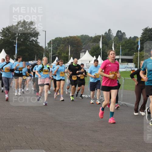 13.09.2026 - Kiel Lauf Andreas Tolksdorf http://msf.ph/oto/10329059 13.09.2026 09:30:15 Kiellinie 7969, 2485, 8041, 8044, 5670, 2748 meine-sportfotos.de