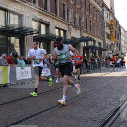 13.09.2026 - 21. swb-Marathon Bremen Strokosch-Dieckow http://msf.ph/oto/10329096 13.09.2026 13:21:29 Ziel 141, 572, 1130, 1209, 1254, 2051, 2088, 2397, 2570, 3290, 3338, 3435, 3695, 3774, 3930, 3934, 4581, 4735, 5193, 5542, 6865, 6976, 7098, 7176, 8384, 8438, 8947, 9059, 9421, 10120, 13145, 226, 2904, 2979, 3120, 3202, 3534, 3655, 4165, 4234, 4445, 4484, 4519, 6357, 6862, 8184, 8270, 8323, 8384, 8408, 8730, 8791, 8923, 9048, 9267, 9268, 9514, 9722, 9900 meine-sportfotos.de