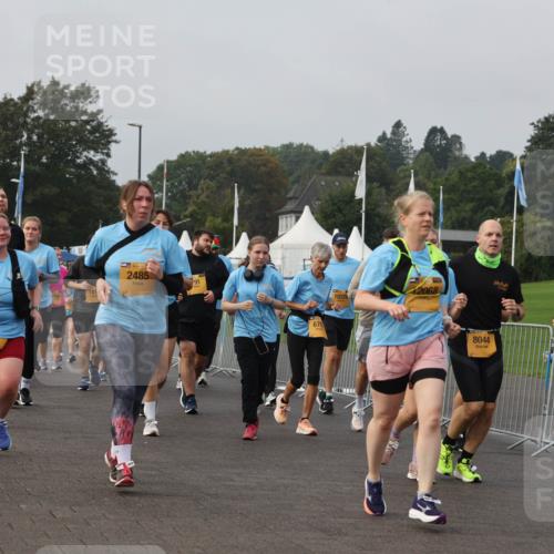 13.09.2026 - Kiel Lauf Andreas Tolksdorf http://msf.ph/oto/10329100 13.09.2026 09:30:18 Kiellinie 61, 141, 1, 39, 2485, 91, 670, 2068, 10229, 8044, 1939, 5670 meine-sportfotos.de