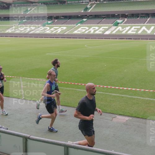13.09.2026 - 21. swb-Marathon Bremen Michael Burmester http://msf.ph/oto/10329123 13.09.2026 12:59:36 Laufen im Stadion 135, 141, 148, 191, 226, 232, 260, 342, 511, 651, 745, 972, 1080, 1166, 1209, 1281, 1368, 1493, 1494, 1516, 1642, 1650, 1861, 1931, 1935, 1963, 2088, 2210, 2289, 2293, 2306, 2322, 2343, 2367, 2425, 2481, 2517, 2570, 2577, 2686, 2771, 2806, 2807, 2827, 2885, 2899, 2914, 2953, 2961, 2979, 3015, 3021, 3076, 3098, 3105, 3120, 3124, 3145, 3148, 3190, 3233, 3273, 3338, 3354, 3435, 3480, 3516, 3531, 3560, 3652, 3729, 3855, 3861, 3930, 3933, 3934, 205 meine-sportfotos.de