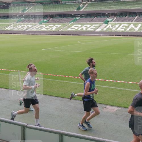13.09.2026 - 21. swb-Marathon Bremen Michael Burmester http://msf.ph/oto/10329137 13.09.2026 12:59:36 Laufen im Stadion 135, 141, 148, 191, 226, 232, 260, 342, 511, 651, 745, 972, 1080, 1166, 1209, 1281, 1368, 1493, 1494, 1516, 1642, 1650, 1861, 1931, 1935, 1963, 2088, 2210, 2289, 2293, 2306, 2322, 2343, 2367, 2425, 2481, 2517, 2570, 2577, 2686, 2771, 2806, 2807, 2827, 2885, 2899, 2914, 2953, 2961, 2979, 3015, 3021, 3076, 3098, 3105, 3120, 3124, 3145, 3148, 3190, 3233, 3273, 3338, 3354, 3435, 3480, 3516, 3531, 3560, 3652, 3729, 3855, 3861, 3930, 3933, 3934, 205 meine-sportfotos.de