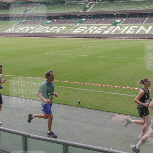 13.09.2026 - 21. swb-Marathon Bremen Michael Burmester http://msf.ph/oto/10329148 13.09.2026 12:59:37 Laufen im Stadion 135, 141, 148, 191, 226, 232, 260, 342, 511, 651, 745, 972, 1080, 1166, 1209, 1281, 1368, 1493, 1494, 1516, 1642, 1650, 1861, 1931, 1935, 1963, 2088, 2210, 2289, 2293, 2306, 2322, 2343, 2367, 2425, 2481, 2517, 2570, 2577, 2686, 2771, 2806, 2807, 2827, 2885, 2899, 2914, 2953, 2961, 2979, 3015, 3021, 3076, 3098, 3105, 3120, 3124, 3145, 3148, 3190, 3233, 3273, 3354, 3435, 3480, 3516, 3531, 3560, 3652, 3729, 3855, 3861, 3930, 3933, 3934, 205 meine-sportfotos.de