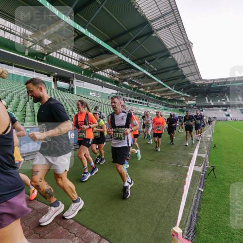13.09.2026 - 21. swb-Marathon Bremen Michael Burmester http://msf.ph/oto/10329167 13.09.2026 13:35:38 Laufen im Stadion 170, 193, 368, 462, 491, 496, 657, 679, 916, 1015, 1026, 1280, 1321, 1396, 1432, 1553, 1560, 1607, 1703, 1726, 1772, 1784, 1887, 1934, 1965, 1974, 1977, 1992, 2335, 2338, 2451, 2578, 2650, 2688, 2789, 2791, 2894, 2933, 3090, 3161, 3169, 3178, 3179, 3191, 3406, 3463, 3472, 3498, 3547, 3555, 3573, 3588, 3640, 3660, 3708, 3709, 3720, 3801, 3839, 3904, 3914, 3985, 4014, 4145, 4200, 4290, 4464, 4500, 4546, 4561, 4880, 4967, 5000, 5034, 5151, 5332, 5461, 5818 meine-sportfotos.de