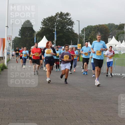 13.09.2026 - Kiel Lauf Andreas Tolksdorf http://msf.ph/oto/10329206 13.09.2026 09:30:30 Kiellinie 36, 2949, 3702, 3703, 11494, 1774 meine-sportfotos.de
