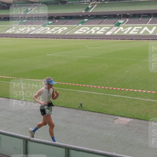 13.09.2026 - 21. swb-Marathon Bremen Michael Burmester http://msf.ph/oto/10329223 13.09.2026 12:59:48 Laufen im Stadion 135, 148, 191, 226, 232, 260, 342, 651, 745, 972, 1080, 1166, 1209, 1368, 1493, 1494, 1516, 1650, 1861, 1931, 1935, 1963, 2088, 2210, 2289, 2293, 2306, 2322, 2343, 2367, 2425, 2481, 2517, 2570, 2577, 2686, 2700, 2771, 2806, 2807, 2827, 2885, 2899, 2906, 2914, 2953, 2961, 2979, 3015, 3021, 3076, 3098, 3105, 3120, 3124, 3145, 3168, 3190, 3233, 3273, 3354, 3435, 3480, 3516, 3531, 3652, 3729, 3774, 3855, 3856, 3861, 3930, 3934, 205 meine-sportfotos.de