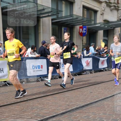 13.09.2026 - 21. swb-Marathon Bremen Strokosch-Dieckow http://msf.ph/oto/10329232 13.09.2026 11:02:13 Ziel 10153, 10154, 10273, 10274, 10278, 10338, 10738, 10885, 10915, 10943, 11137, 11261, 11505, 11508, 11526, 11554, 11662, 11853, 11886, 11890, 11945, 12154, 12169, 12252, 12429, 12451, 12489, 10173, 10257, 10331, 10409, 10439, 10444, 10473, 10500, 10617, 10636, 10803, 10817, 10924, 10943, 11115, 11249, 11268, 11436, 11576, 11811, 11859, 12016, 12042, 12094, 12095, 12134, 12135, 12145, 12360, 12412, 12437, 12506 meine-sportfotos.de