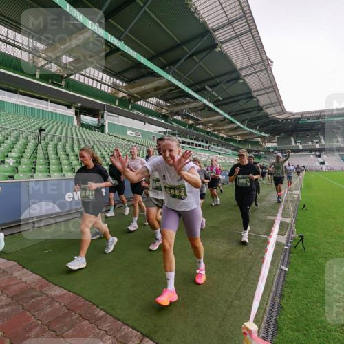 13.09.2026 - 21. swb-Marathon Bremen Michael Burmester http://msf.ph/oto/10329286 13.09.2026 13:35:48 Laufen im Stadion 170, 193, 368, 462, 491, 496, 657, 1015, 1280, 1321, 1396, 1432, 1553, 1560, 1607, 1726, 1772, 1784, 1887, 1934, 1965, 1974, 1977, 1992, 2335, 2338, 2578, 2650, 2688, 2789, 2791, 2894, 2933, 3090, 3161, 3169, 3178, 3179, 3191, 3406, 3408, 3463, 3472, 3498, 3547, 3555, 3570, 3573, 3588, 3640, 3660, 3801, 3839, 3904, 3914, 3985, 4014, 4145, 4200, 4290, 4464, 4500, 4546, 4561, 4801, 4880, 4967, 5000, 5034, 5151, 5332, 5461, 5818 meine-sportfotos.de