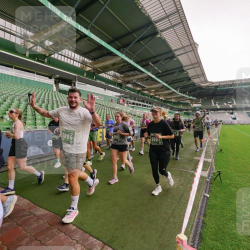 13.09.2026 - 21. swb-Marathon Bremen Michael Burmester http://msf.ph/oto/10329304 13.09.2026 13:35:49 Laufen im Stadion 170, 193, 368, 462, 491, 496, 657, 1015, 1280, 1321, 1396, 1432, 1553, 1560, 1607, 1726, 1772, 1784, 1887, 1934, 1965, 1974, 1977, 1992, 2335, 2338, 2578, 2650, 2688, 2789, 2791, 2894, 2933, 3090, 3161, 3169, 3178, 3179, 3191, 3406, 3408, 3463, 3472, 3498, 3547, 3555, 3570, 3573, 3588, 3640, 3660, 3801, 3839, 3904, 3914, 3985, 4014, 4145, 4200, 4290, 4464, 4500, 4546, 4561, 4801, 4880, 4967, 5000, 5034, 5151, 5332, 5461, 5818 meine-sportfotos.de