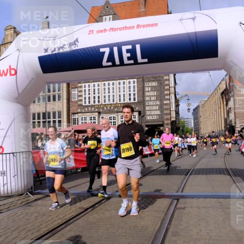 13.09.2026 - 21. swb-Marathon Bremen Tim E. http://msf.ph/oto/10329306 13.09.2026 11:03:00 Ziel 10190, 10296, 10633, 10783, 10945, 10954, 10955, 10985, 11096, 11107, 11261, 11508, 11554, 11564, 11662, 11701, 11719, 11730, 11776, 11785, 11945, 12071, 12154, 12247, 12252, 12429, 12451, 12489 meine-sportfotos.de