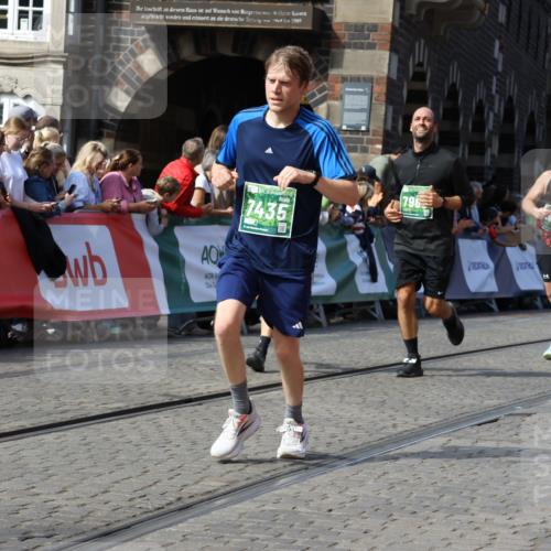 13.09.2026 - 21. swb-Marathon Bremen Strokosch-Dieckow http://msf.ph/oto/10329316 13.09.2026 13:14:04 Ziel 524, 683, 1704, 1707, 1937, 2401, 2422, 2767, 3236, 3413, 5443, 6451, 7210, 7283, 7493, 7707, 8840, 9442, 9884, 13099, 107, 235, 1542, 1998, 2043, 2084, 2203, 2913, 2922, 4728, 5986, 6145, 7029, 7591, 7659, 7963, 8886, 8919, 9783 meine-sportfotos.de