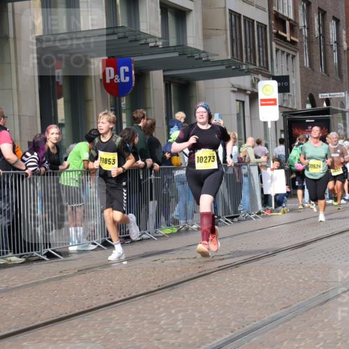 13.09.2026 - 21. swb-Marathon Bremen Strokosch-Dieckow http://msf.ph/oto/10329395 13.09.2026 11:02:16 Ziel 10153, 10154, 10190, 10273, 10274, 10278, 10338, 10738, 10885, 10945, 10985, 11096, 11137, 11261, 11505, 11508, 11526, 11554, 11662, 11701, 11776, 11890, 11945, 12154, 12169, 12252, 12429, 12451, 12489, 10153, 10173, 10257, 10331, 10439, 10473, 10500, 10617, 10636, 10803, 10817, 10915, 10924, 10943, 11249, 11268, 11436, 11576, 11811, 11853, 11886, 12016, 12042, 12094, 12095, 12134, 12135, 12145, 12360, 12437, 12506 meine-sportfotos.de