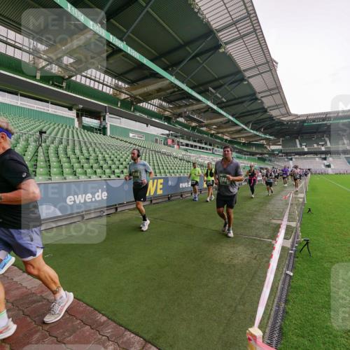 13.09.2026 - 21. swb-Marathon Bremen Michael Burmester http://msf.ph/oto/10329439 13.09.2026 13:36:04 Laufen im Stadion 170, 193, 368, 462, 491, 496, 590, 657, 799, 1015, 1135, 1280, 1321, 1396, 1432, 1620, 1726, 1762, 1784, 1887, 1934, 1965, 1974, 1977, 1992, 2227, 2335, 2578, 2639, 2650, 2688, 2789, 2894, 2933, 3090, 3161, 3169, 3178, 3179, 3191, 3299, 3303, 3406, 3408, 3463, 3472, 3498, 3555, 3570, 3573, 3588, 3640, 3731, 3779, 3801, 3839, 3904, 3914, 3985, 4145, 4200, 4290, 4464, 4500, 4546, 4561, 4801, 4880, 4967, 5000, 5034, 5182, 5332, 5461, 5679, 5818 meine-sportfotos.de