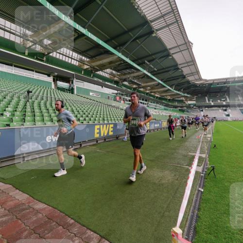 13.09.2026 - 21. swb-Marathon Bremen Michael Burmester http://msf.ph/oto/10329451 13.09.2026 13:36:05 Laufen im Stadion 170, 193, 368, 462, 491, 496, 590, 657, 799, 1015, 1135, 1280, 1321, 1396, 1432, 1620, 1726, 1762, 1887, 1934, 1965, 1974, 1977, 1992, 2227, 2335, 2578, 2639, 2650, 2688, 2789, 2894, 2933, 3090, 3161, 3169, 3178, 3179, 3191, 3299, 3303, 3406, 3408, 3463, 3472, 3498, 3555, 3570, 3573, 3588, 3640, 3731, 3779, 3801, 3839, 3904, 3914, 3985, 4145, 4200, 4290, 4464, 4500, 4546, 4561, 4801, 4880, 4967, 5000, 5034, 5182, 5332, 5461, 5679, 5818 meine-sportfotos.de