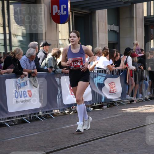 13.09.2026 - 21. swb-Marathon Bremen Strokosch-Dieckow http://msf.ph/oto/10329531 13.09.2026 13:21:43 Ziel 141, 148, 1209, 1601, 1645, 2051, 3021, 3338, 3652, 3774, 3934, 4581, 4735, 5193, 6976, 7098, 7625, 7917, 8438, 8452, 8924, 8947, 9599, 9839, 10120, 572, 1130, 1254, 2088, 2397, 2570, 2904, 3120, 3202, 3290, 3435, 3655, 3695, 3930, 3934, 4165, 4735, 5542, 6862, 6865, 7176, 8184, 8270, 8384, 8730, 8923, 9048, 9059, 9421, 9514, 9722, 13145 meine-sportfotos.de