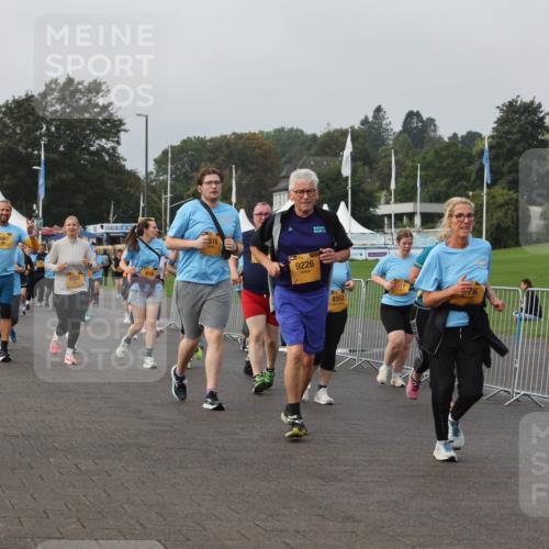 13.09.2026 - Kiel Lauf Andreas Tolksdorf http://msf.ph/oto/10329532 13.09.2026 09:30:50 Kiellinie 4907, 840, 919, 6057, 9226, 8352, 76, 10261 meine-sportfotos.de