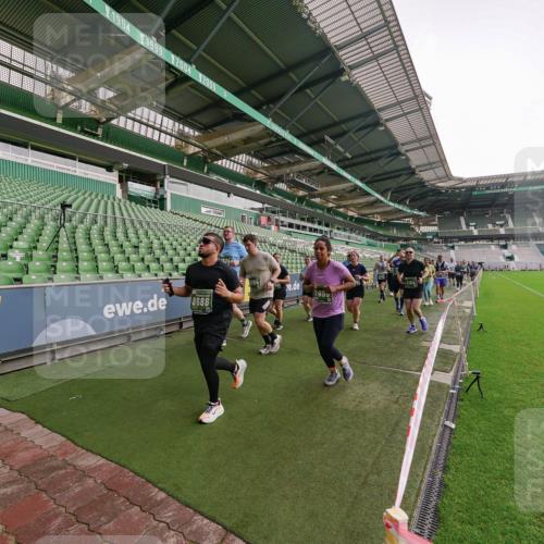 13.09.2026 - 21. swb-Marathon Bremen Michael Burmester http://msf.ph/oto/10329540 13.09.2026 13:36:16 Laufen im Stadion 444, 462, 491, 496, 590, 657, 799, 1015, 1132, 1135, 1279, 1280, 1321, 1396, 1432, 1620, 1726, 1762, 1887, 1934, 1951, 1965, 1974, 1977, 1992, 2078, 2227, 2335, 2578, 2639, 2650, 2688, 2789, 2842, 2894, 2933, 3090, 3161, 3169, 3178, 3179, 3191, 3299, 3303, 3406, 3408, 3463, 3472, 3498, 3555, 3570, 3573, 3588, 3640, 3731, 3779, 3801, 3839, 3904, 3985, 4084, 4145, 4200, 4210, 4290, 4464, 4500, 4546, 4561, 4801, 4880, 4967, 5000, 5034, 5182, 5332, 5461, 5679, 5818 meine-sportfotos.de