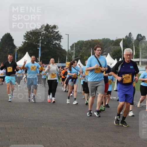 13.09.2026 - Kiel Lauf Andreas Tolksdorf http://msf.ph/oto/10329546 13.09.2026 09:30:51 Kiellinie 36, 840, 4907, 6057, 919, 918, 9516, 2815, 9226, 12507, 8976 meine-sportfotos.de
